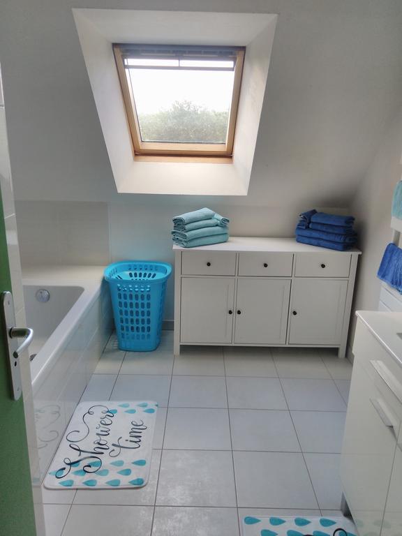Maison Entre Mont Et Merveilles Jacuzzi 로즈 쉬르 퀴에농 외부 사진